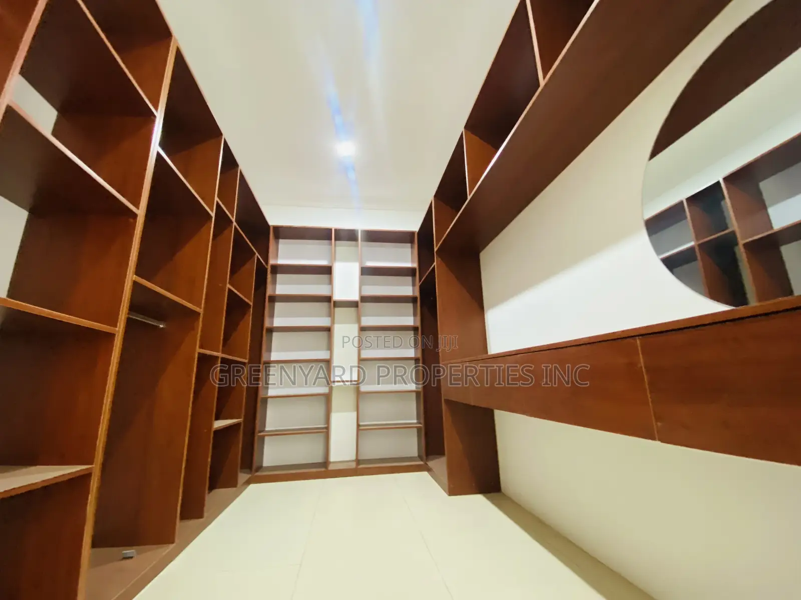 4bdrm House in Ogbojo, East Legon for sale in East Legon