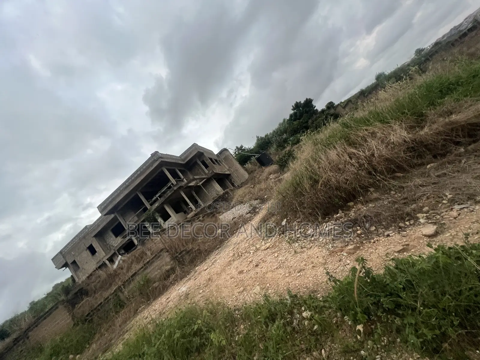 5bdrm Mansion in A.C.P Kwabenya, Accra Metropolitan for sale in Accra Metropolitan