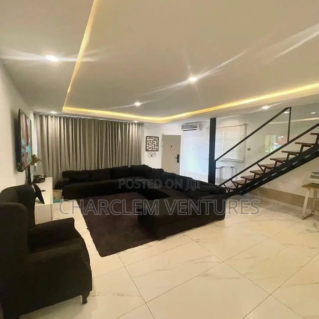 3bdrm House in Charclem Ventures, Ashomang Estate for sale in Ashomang Estate