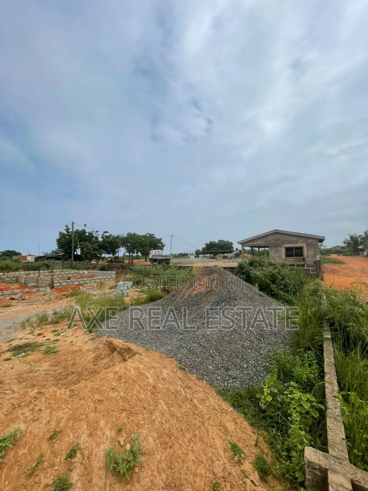 Few Demarcated Half Plot Offers at Tema Community 25 in Accra Metropolitan