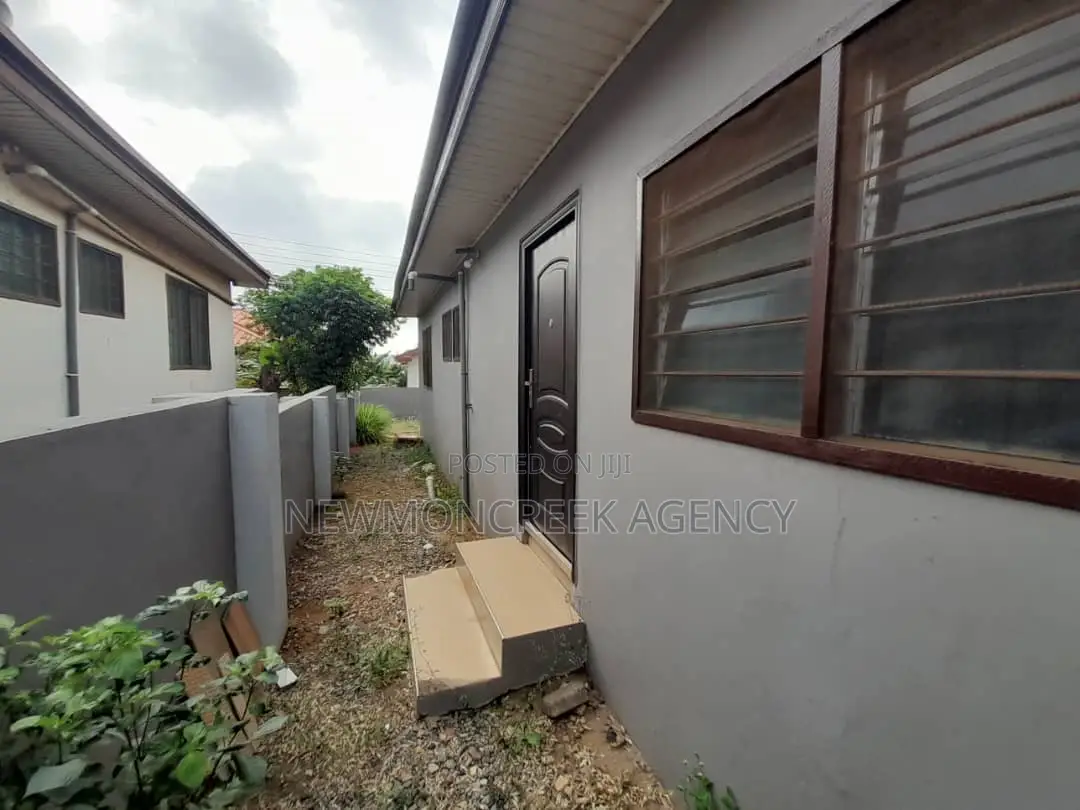 3bdrm Bungalow in Malejor Estates, Accra Metropolitan for sale in Accra Metropolitan