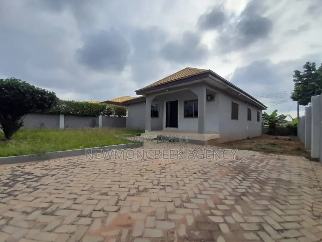 3bdrm Bungalow in Malejor Estates, Accra Metropolitan for sale in Accra Metropolitan