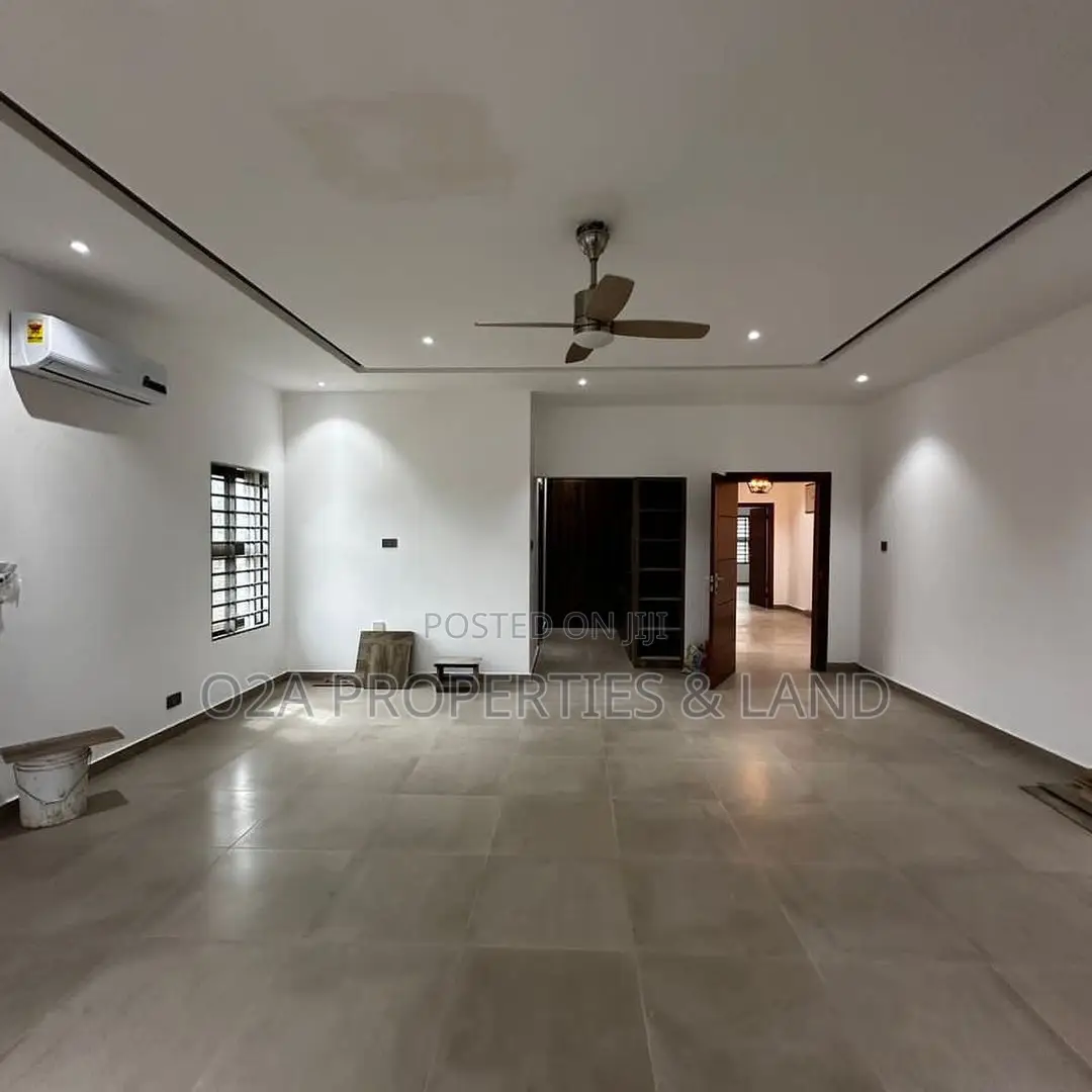 4bdrm House in North Legon for sale in North Legon
