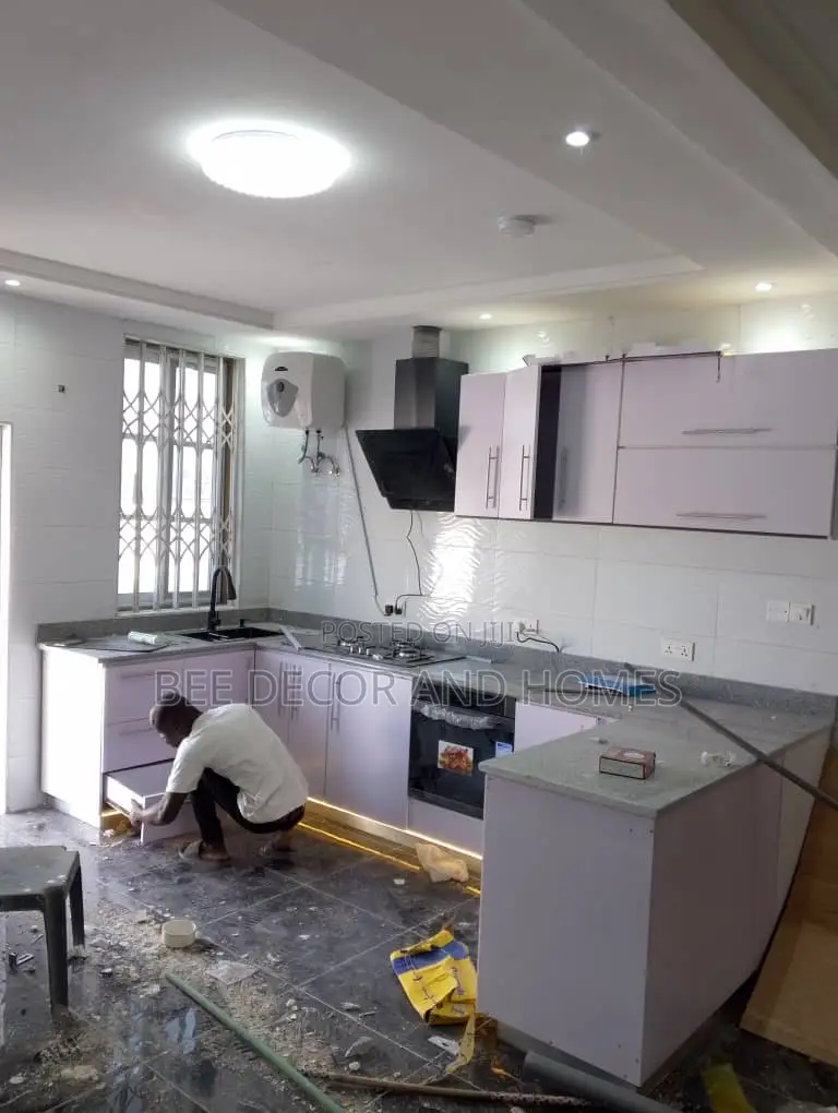 2bdrm Apartment in Bee Decor & Homes, Adenta for rent in Adenta