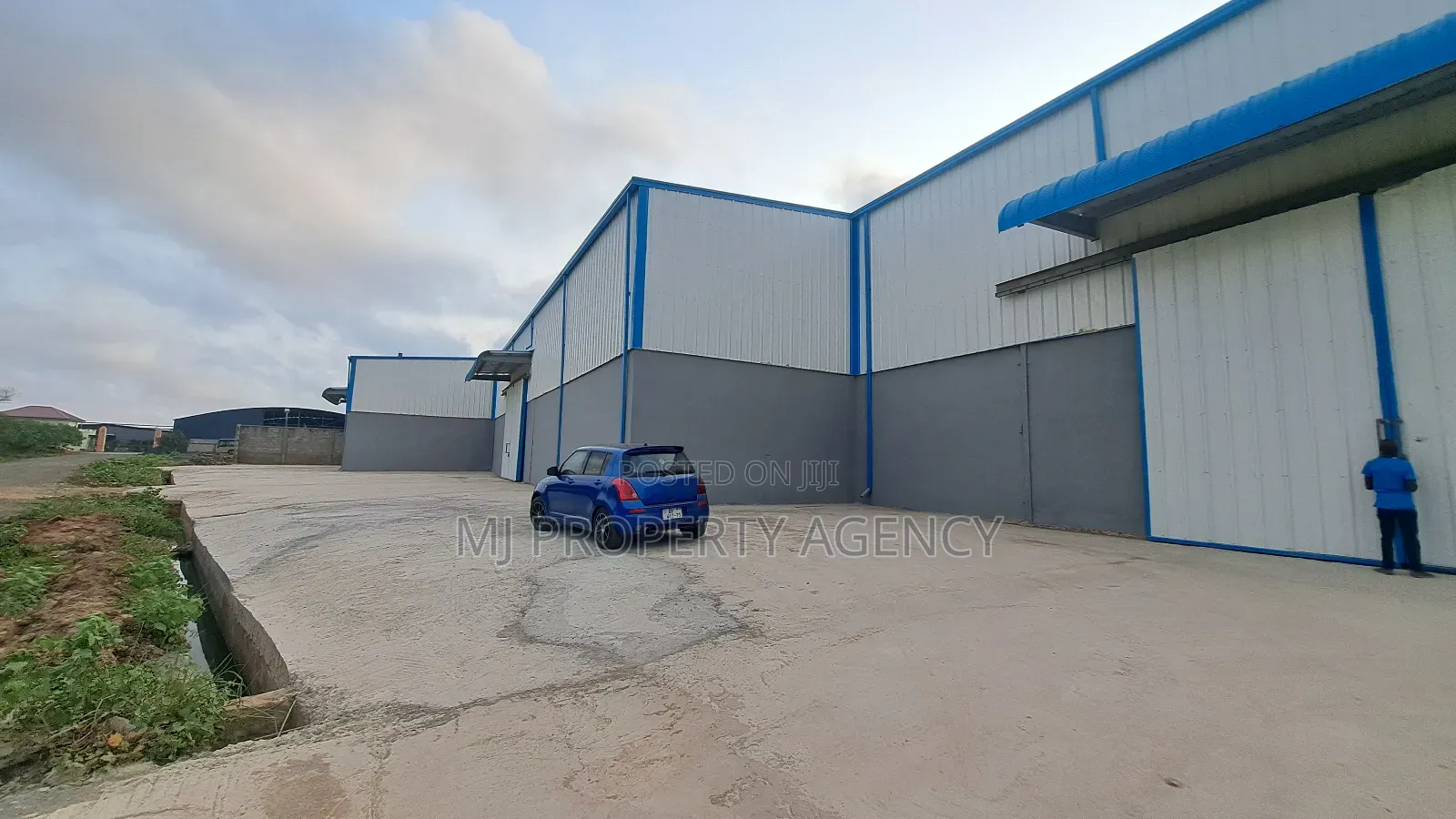 2,700 SQM Warehouse at Tema in Tema Metropolitan