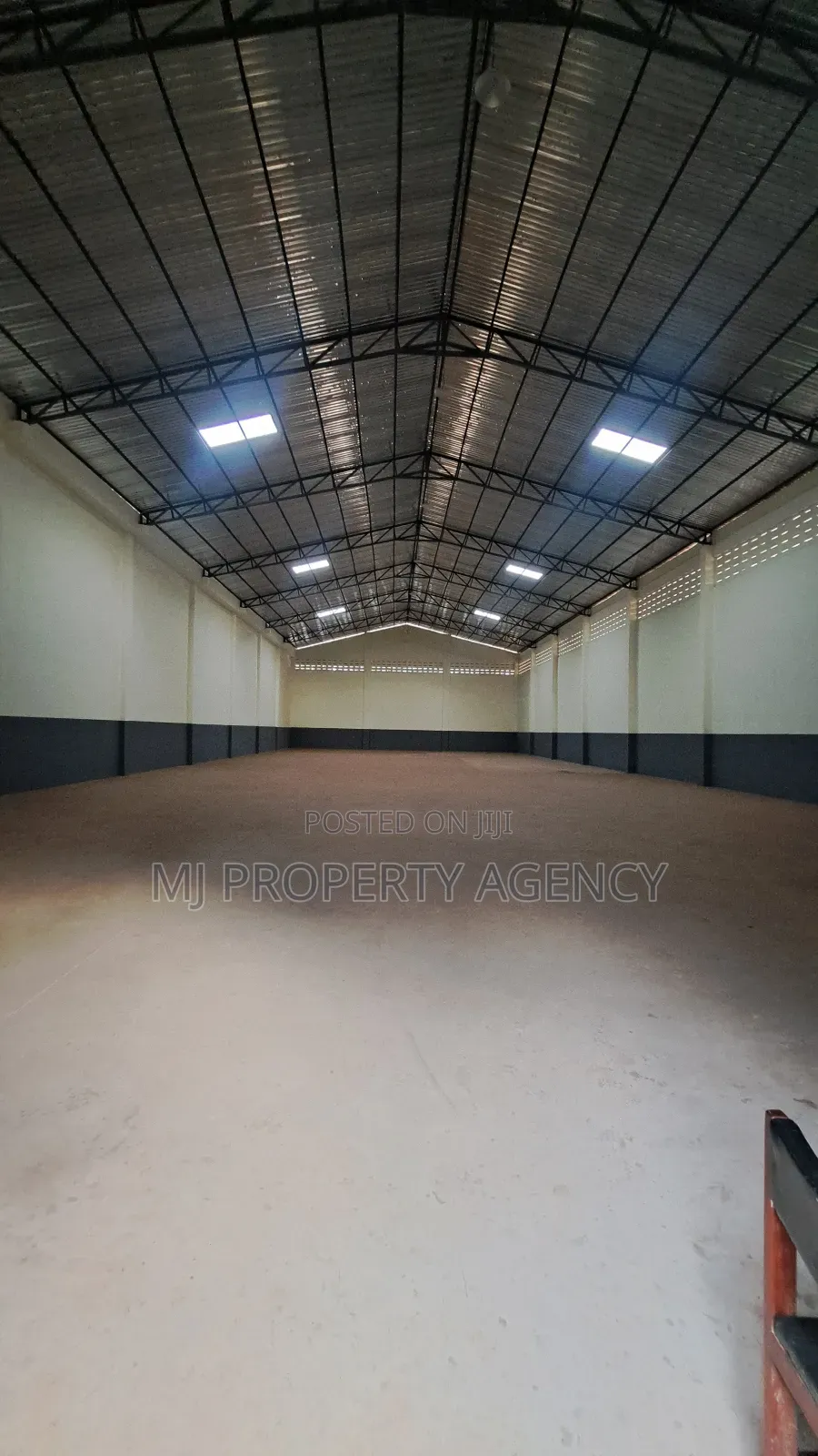 1000 SQM Warehouse at Kpone Barrier in Tema Metropolitan
