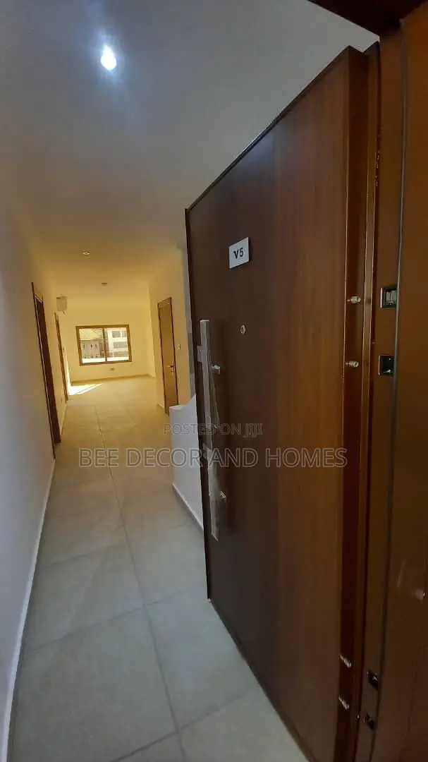 Furnished 2bdrm Apartment in Bee Decor & Homes, Dzorwulu for sale in Dzorwulu