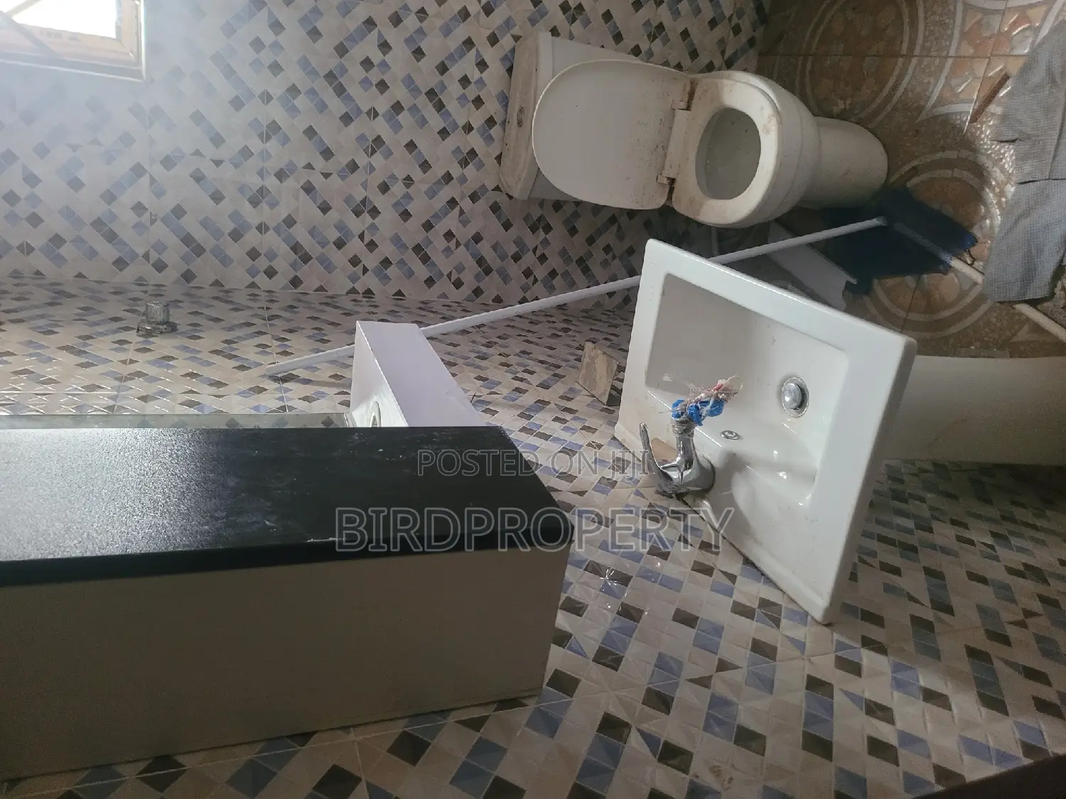 1bdrm Apartment in Birdgroup, East Legon for rent in East Legon