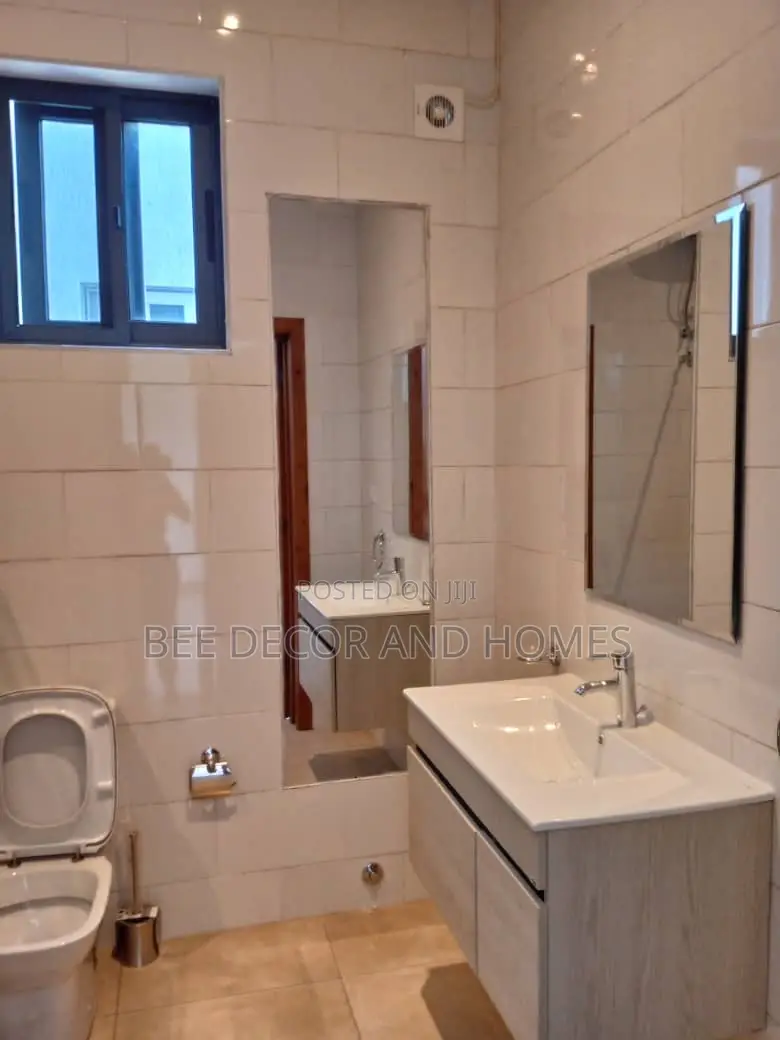 3bdrm House in Bee Decor & Homes, Dzorwulu for sale in Dzorwulu
