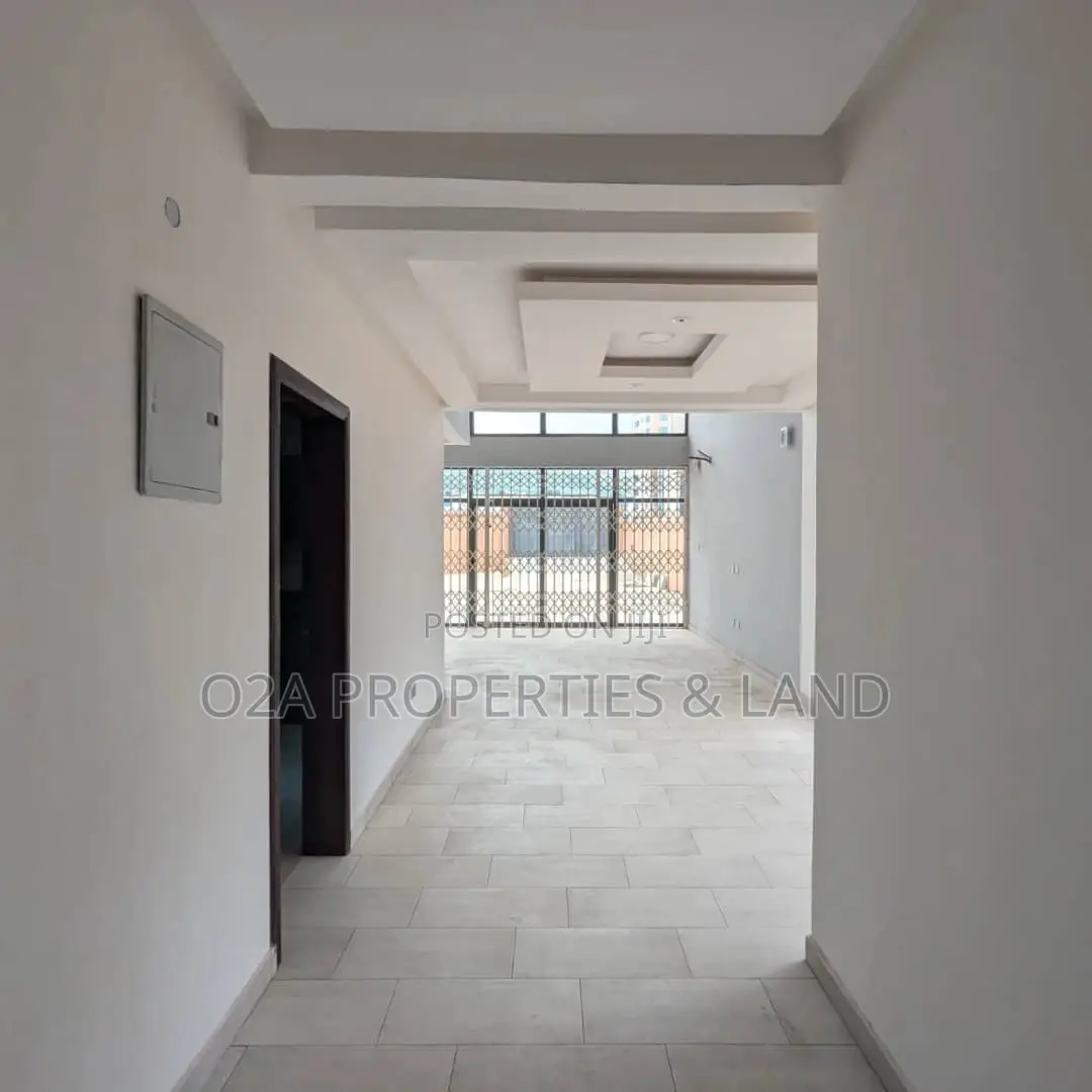4bdrm House in Oyarifa Special Ice for sale in Oyarifa Mall Area