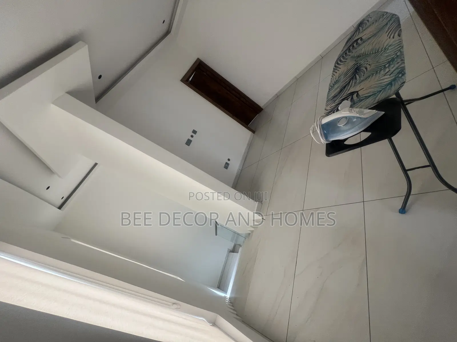Furnished 3bdrm Townhouse / Terrace in Bee Decor & Homes, Dzorwulu in Dzorwulu