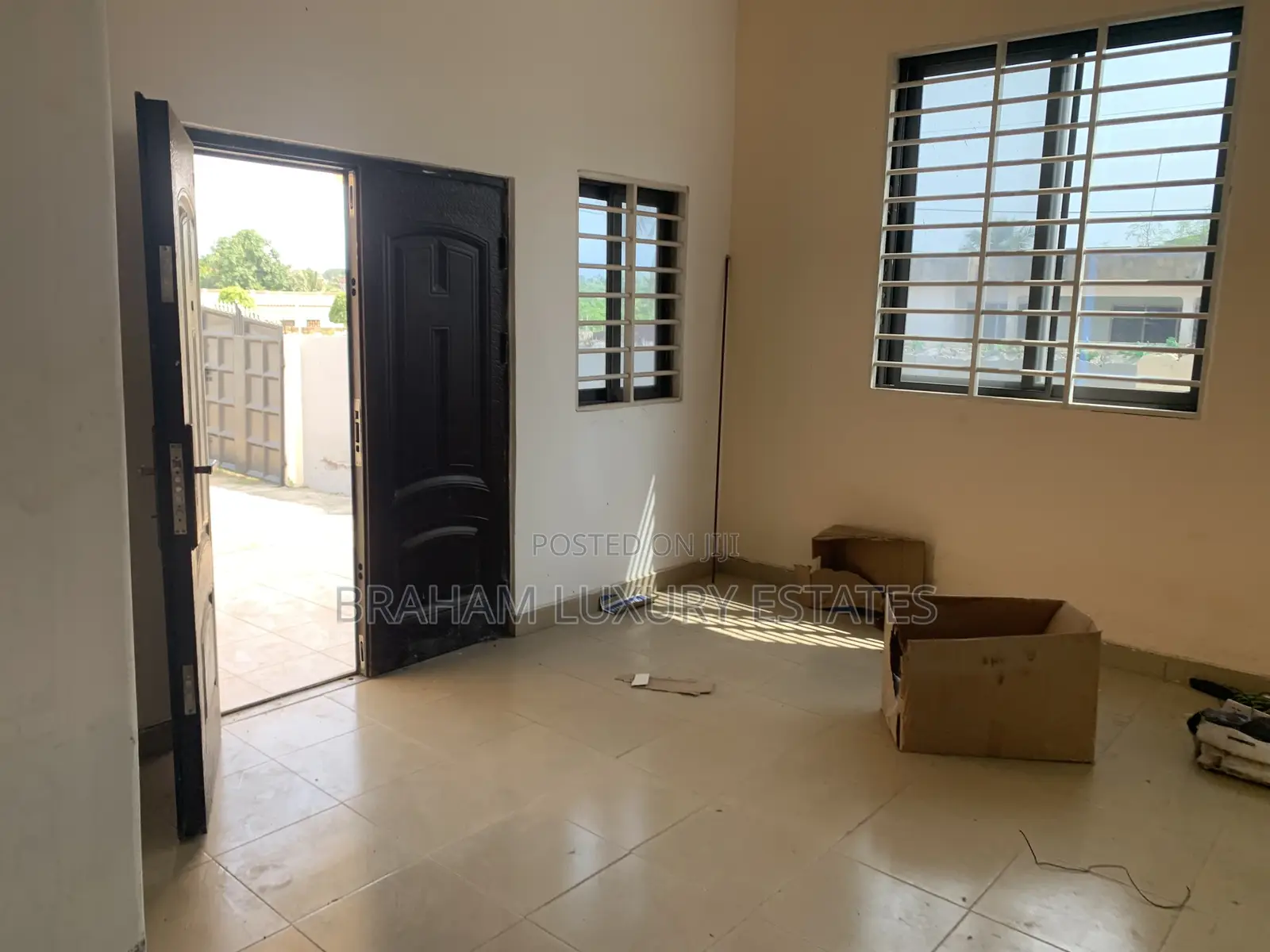 2bdrm Apartment in Junction Mall Area, Nungua for rent in Nungua