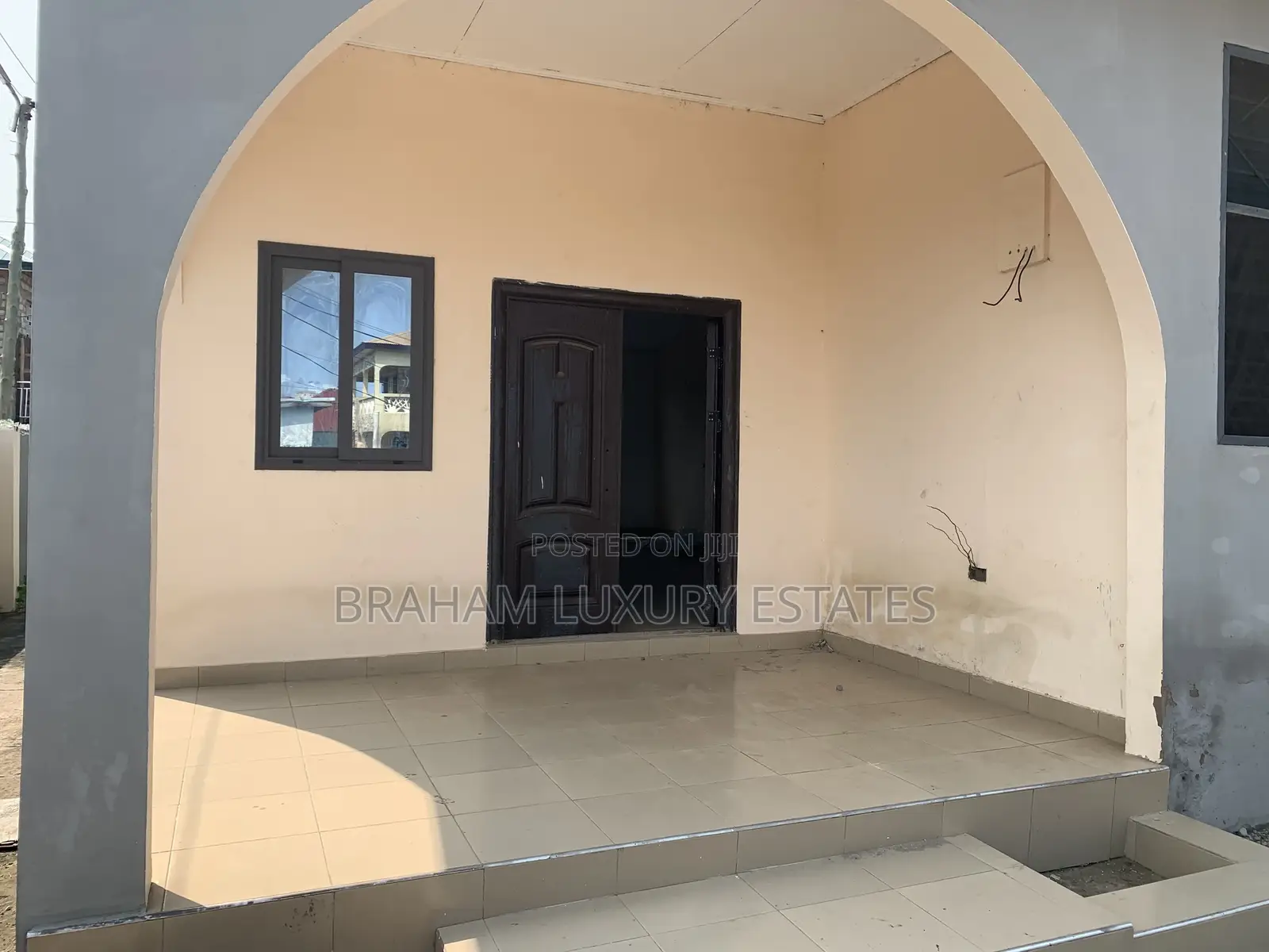 2bdrm Apartment in Junction Mall Area, Nungua for rent in Nungua
