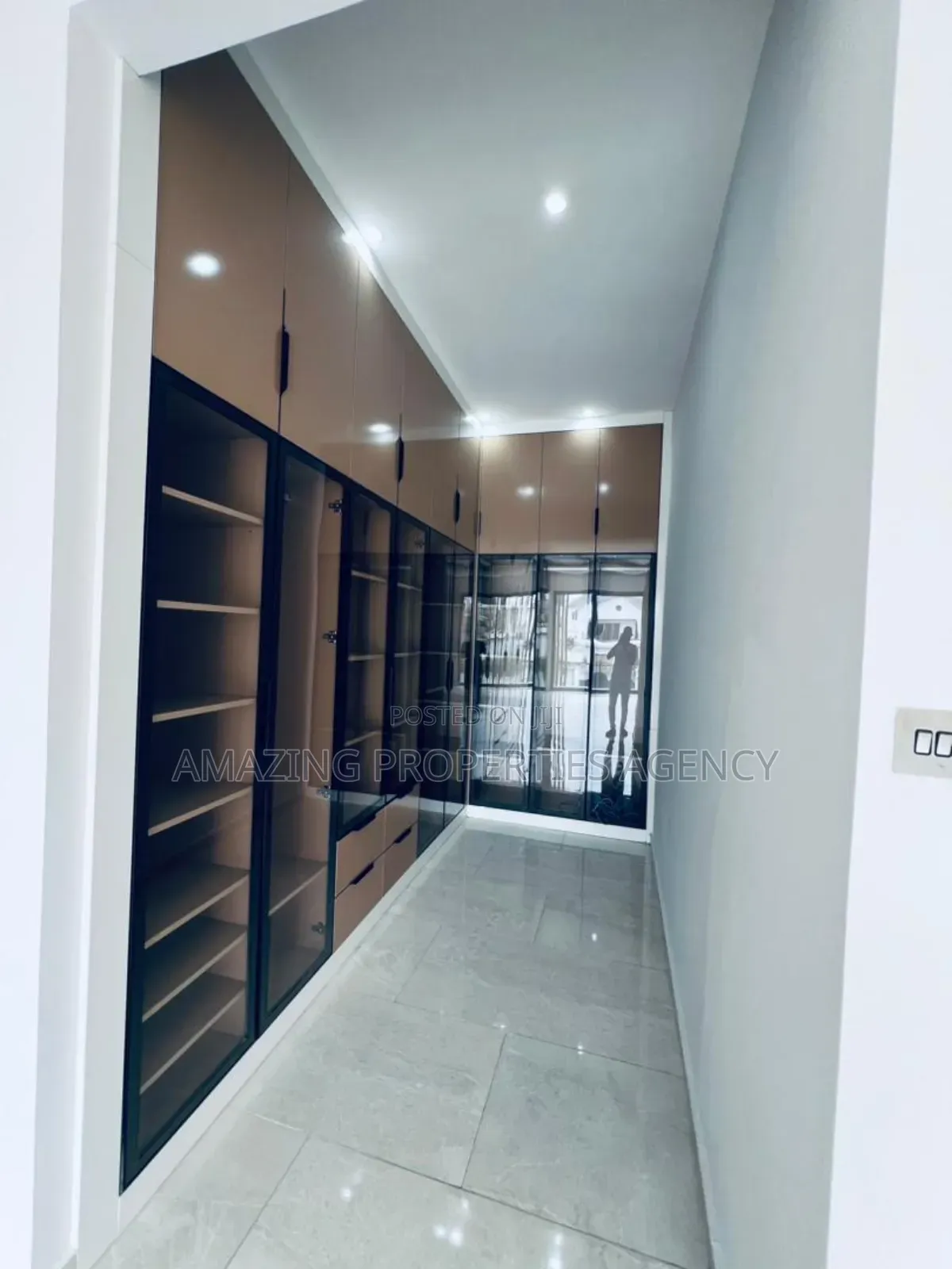 4bdrm House in East Legon for sale in East Legon