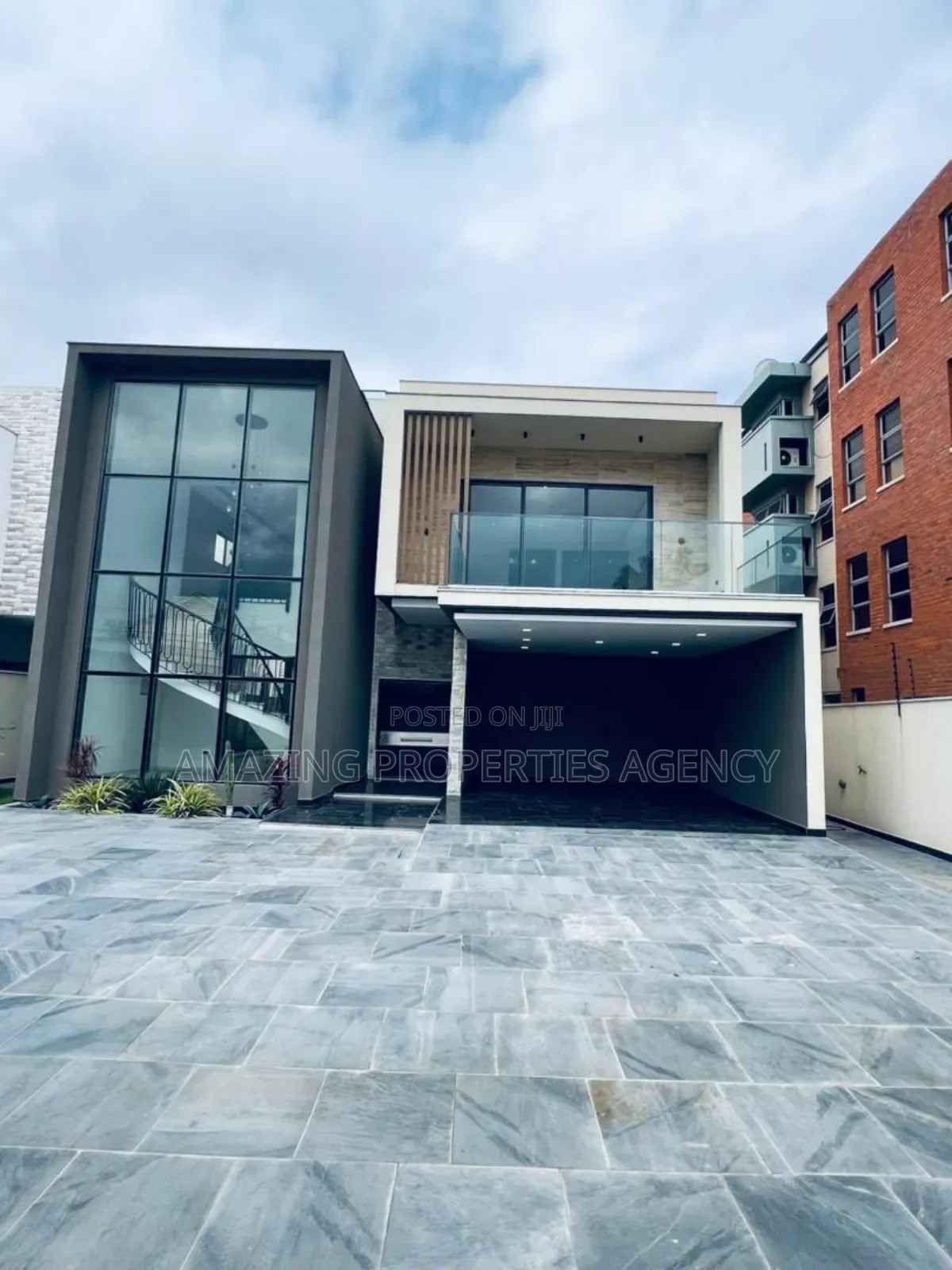 4bdrm House in East Legon for sale in East Legon