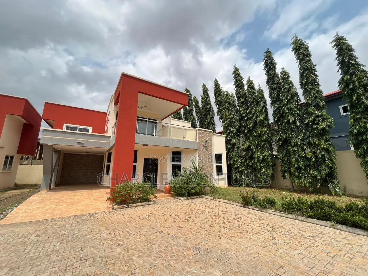 3bdrm Townhouse / Terrace in Charclem Ventures, East Legon for rent in East Legon
