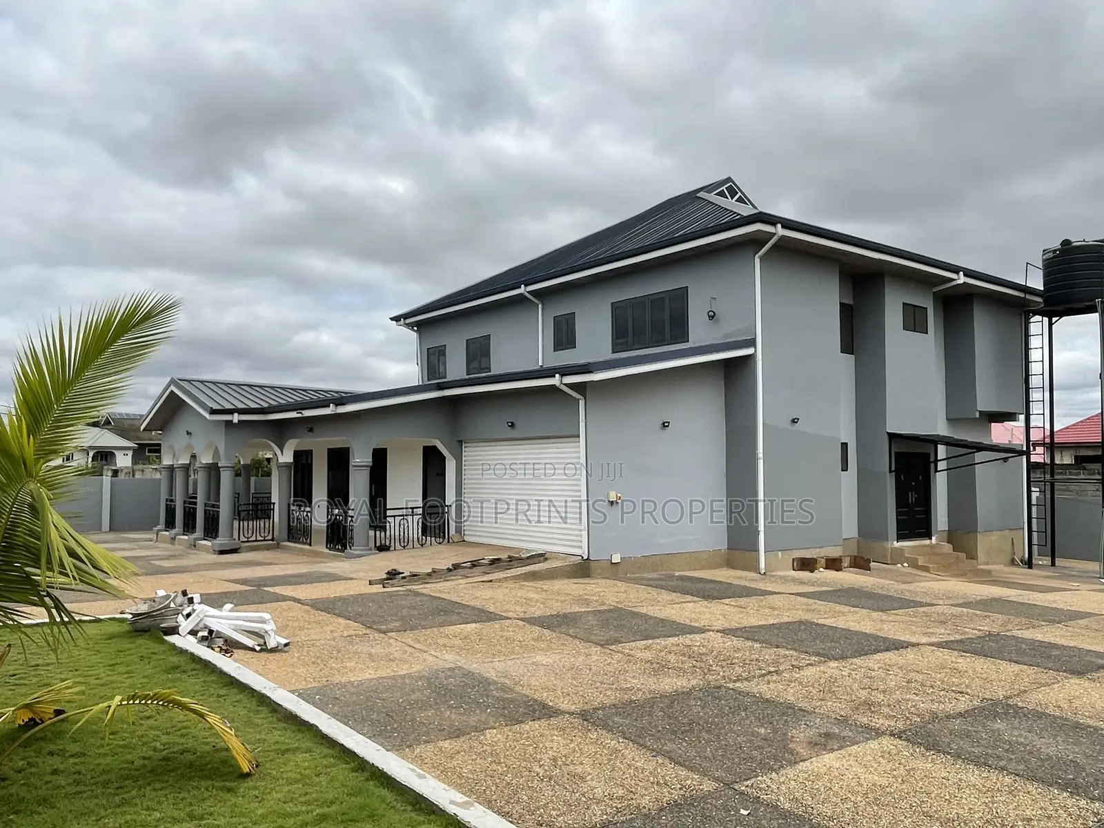 5bdrm House in Royal Footprints, Oyarifa for sale in Oyarifa