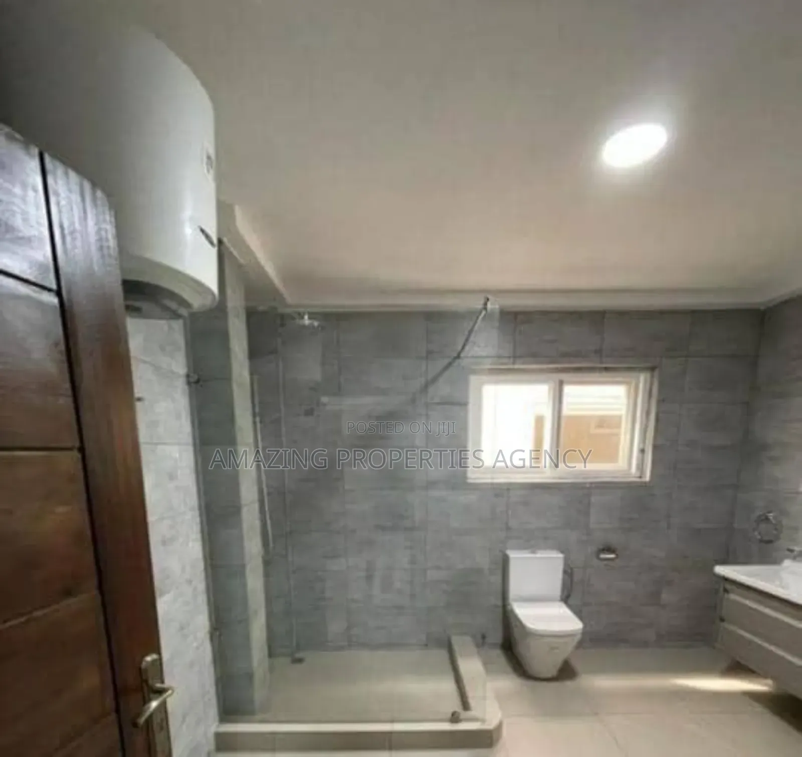 4bdrm House in Amazing Properties, Aburi for sale in Aburi