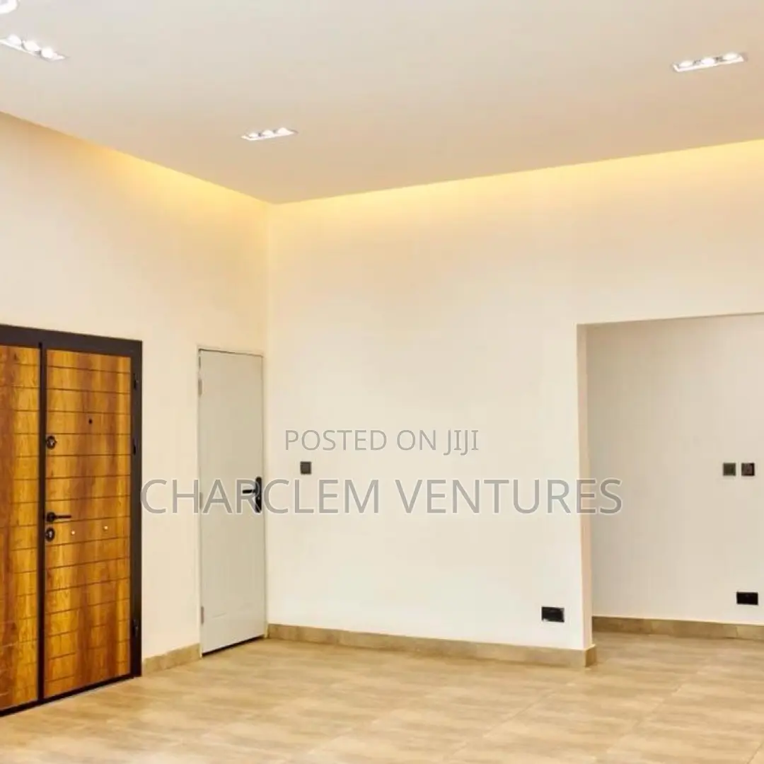 3bdrm House in Charclem Ventures, Accra Metropolitan for sale in Accra Metropolitan