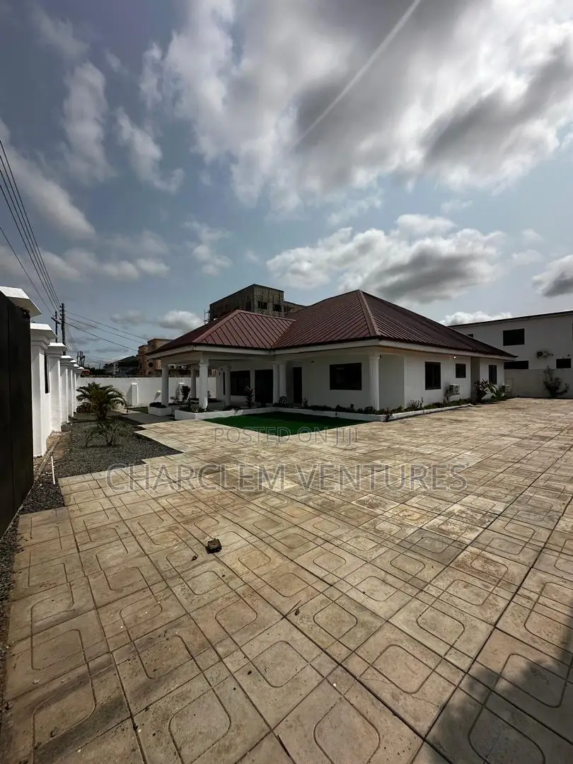 3bdrm House in Charclem Ventures, East Legon for sale in East Legon