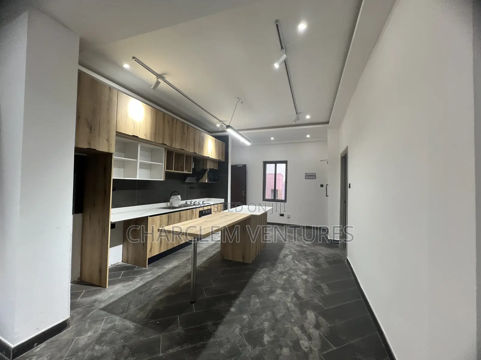 2bdrm Apartment in Charclem Ventures, East Legon for rent in East Legon
