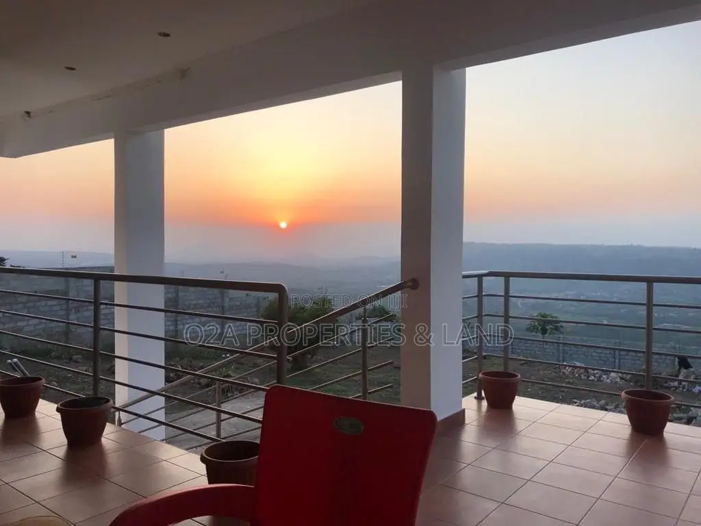 Furnished 3bdrm House in Aburi for sale in Aburi
