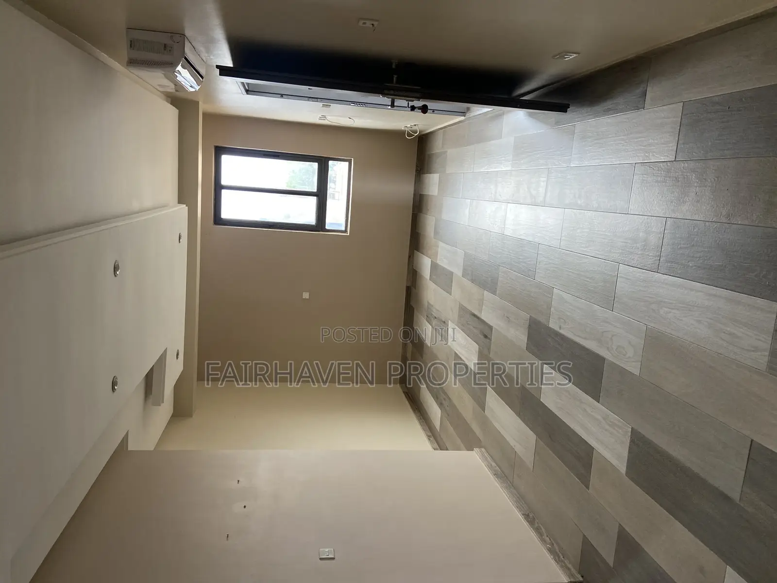 2bdrm Apartment in Tseaddo, Airport Residential Area for rent in Airport Residential Area