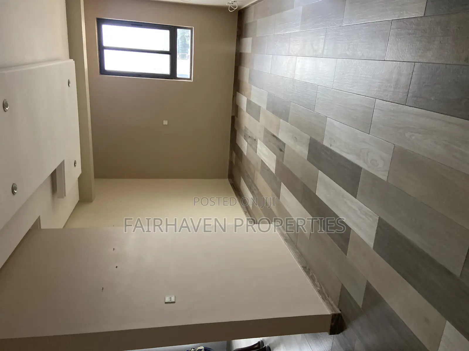 2bdrm Apartment in Tseaddo, Airport Residential Area for rent in Airport Residential Area