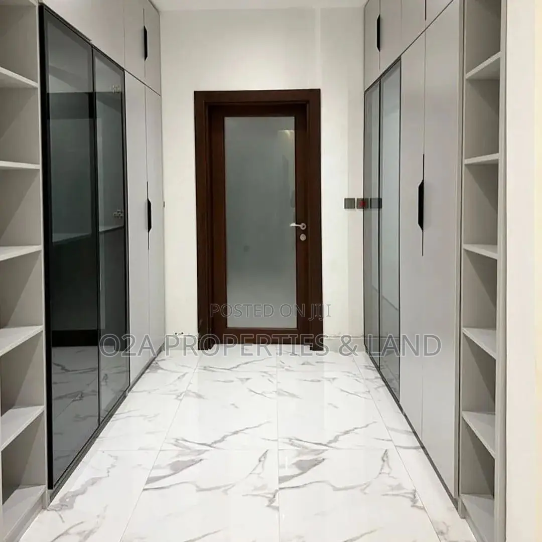 3bdrm House in East Legon Hills, Police Station for sale in Police Station