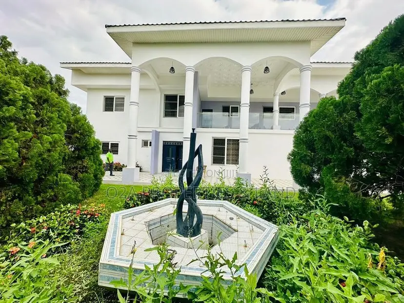 4bdrm House in Airport Residential for rent in Airport Residential Area