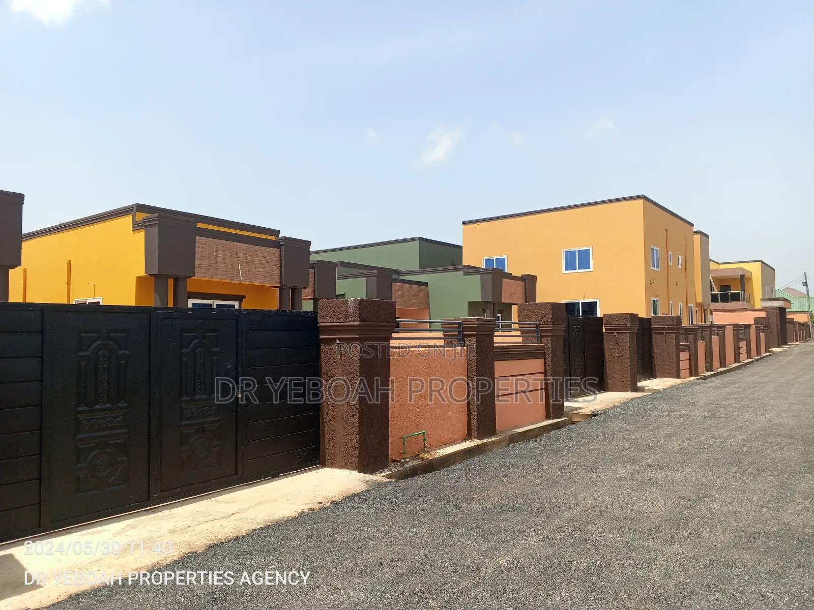 4bdrm Mansion in Spintex:- 4 Bedrooms for sale in Spintex