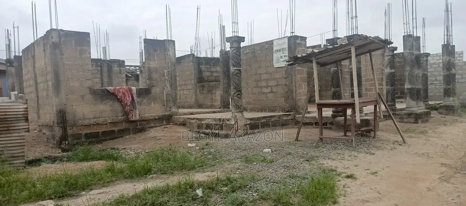 A Land With A Structure 4 Sale At Santoo Silicon Estate in Adenta