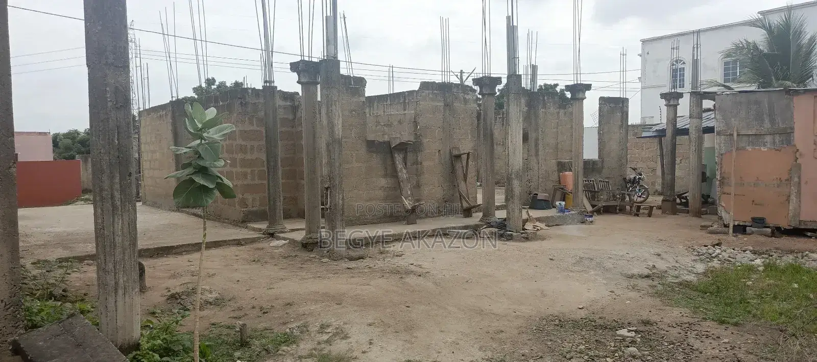 A Land With A Structure 4 Sale At Santoo Silicon Estate in Adenta