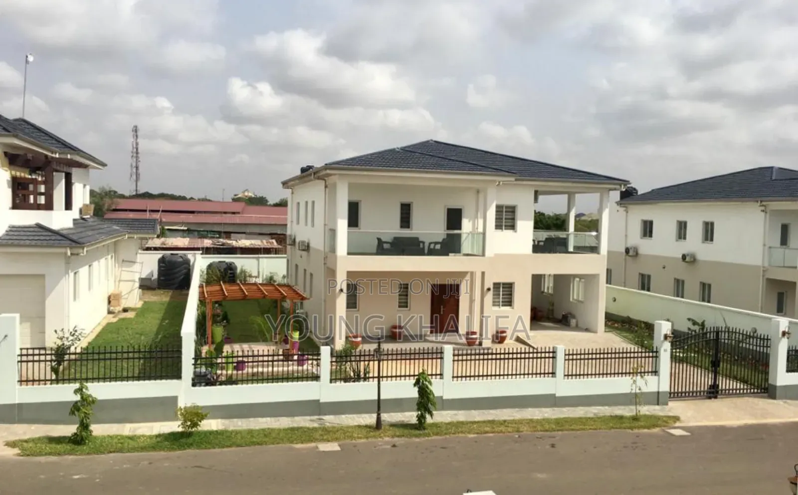 4bdrm House in Sakumono, Spintex for sale in Spintex