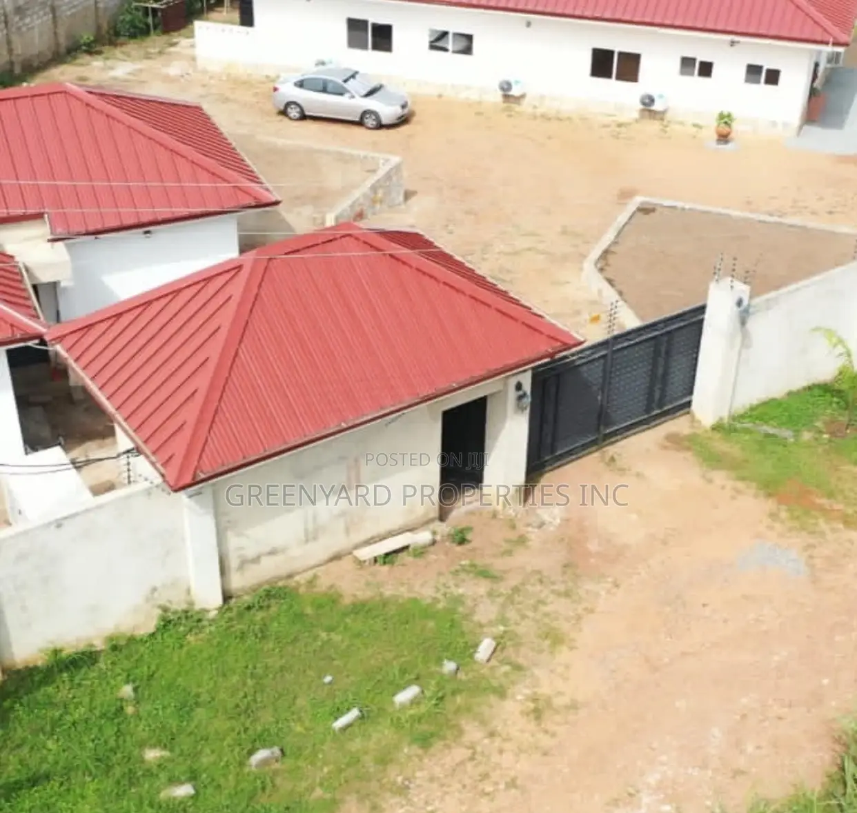 5bdrm House in Papaye Resort, Aburi for sale in Aburi