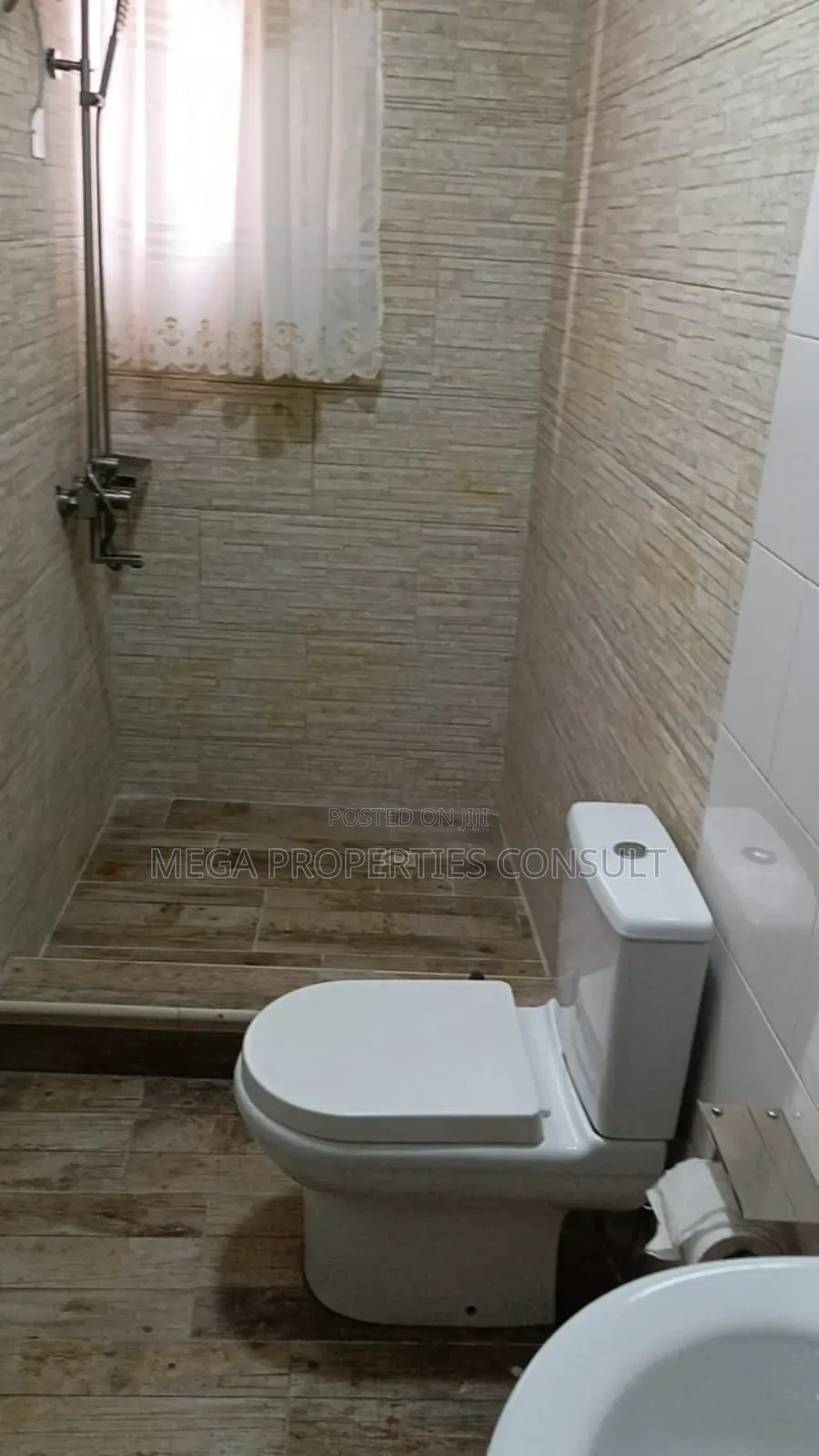 3bedrooms Furnished Apartment in Adjiringanor 4 Short Stay in Adjiriganor