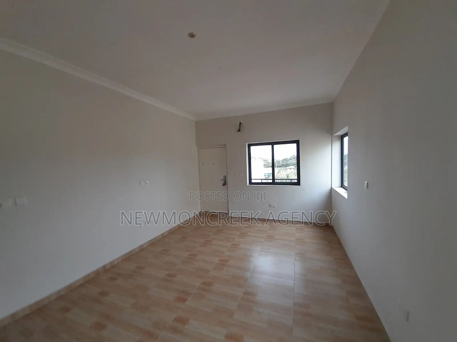 4bdrm Duplex in Amanfrom,Adenta., Accra Metropolitan for sale in Accra Metropolitan