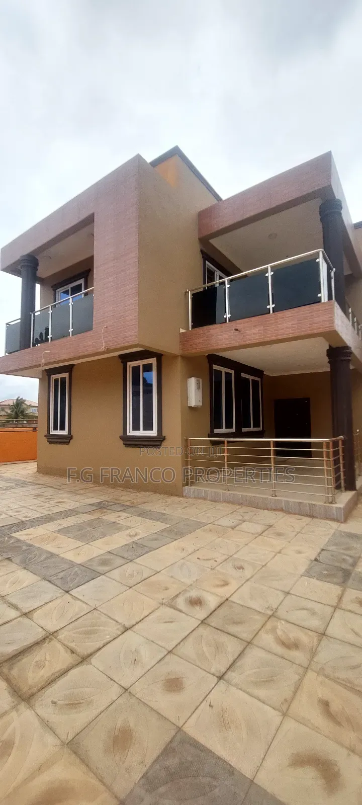 4bdrm House in Kg. Franco, Spintex for sale in Spintex