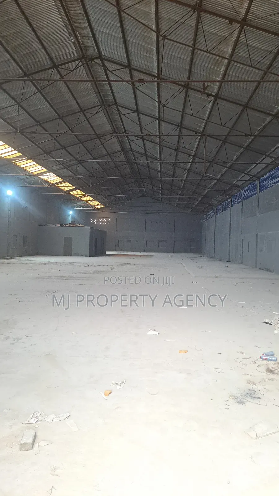 1800 SQM Warehouse at North Industrial Area in North Industrial Area