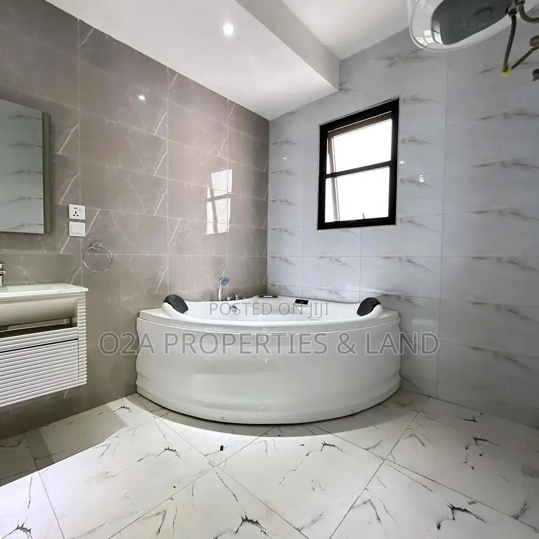 4bdrm House in Haatso - North Legon for sale in North Legon