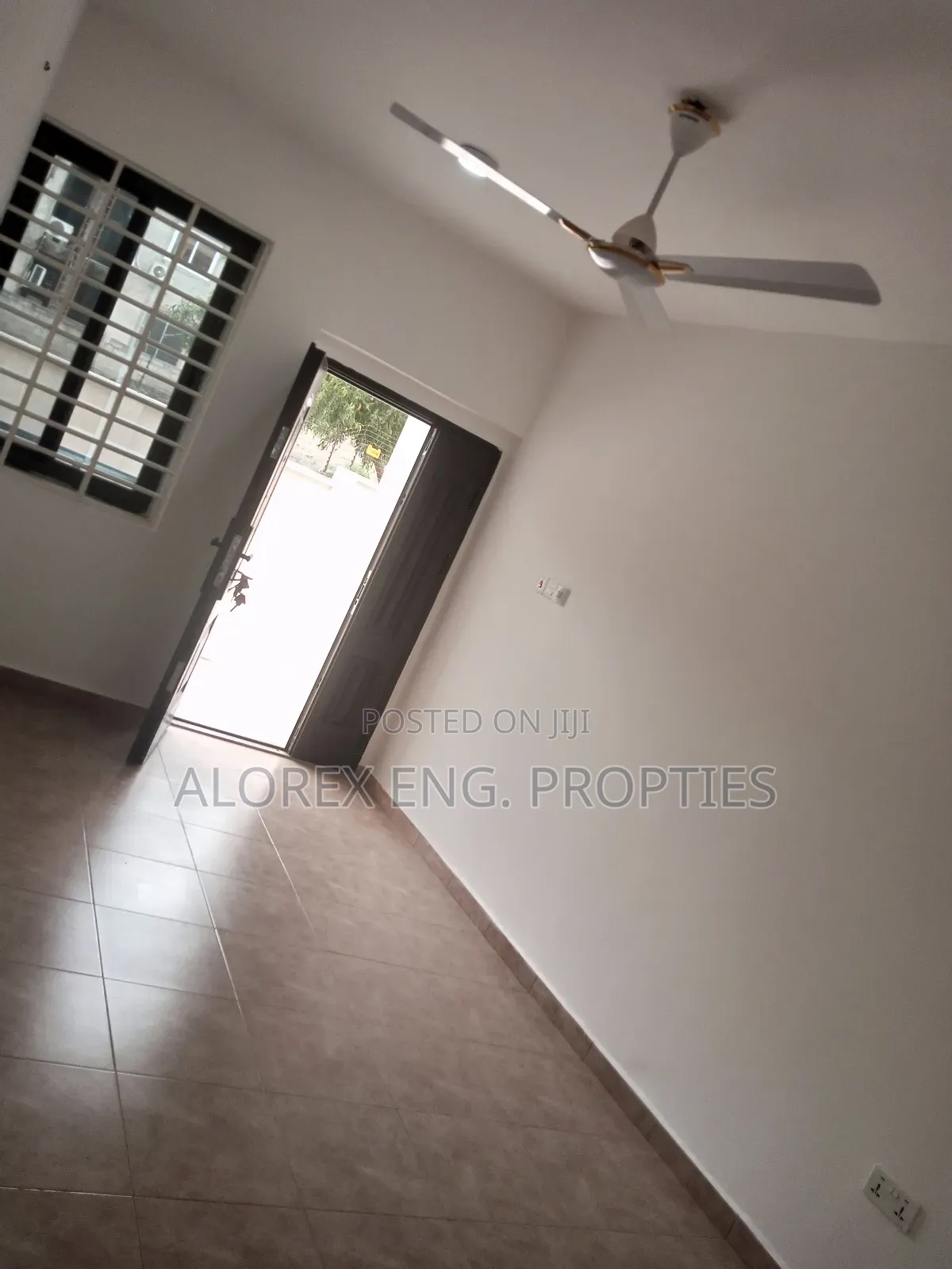 1bdrm Apartment in Chamber Self, Adenta for rent in Adenta