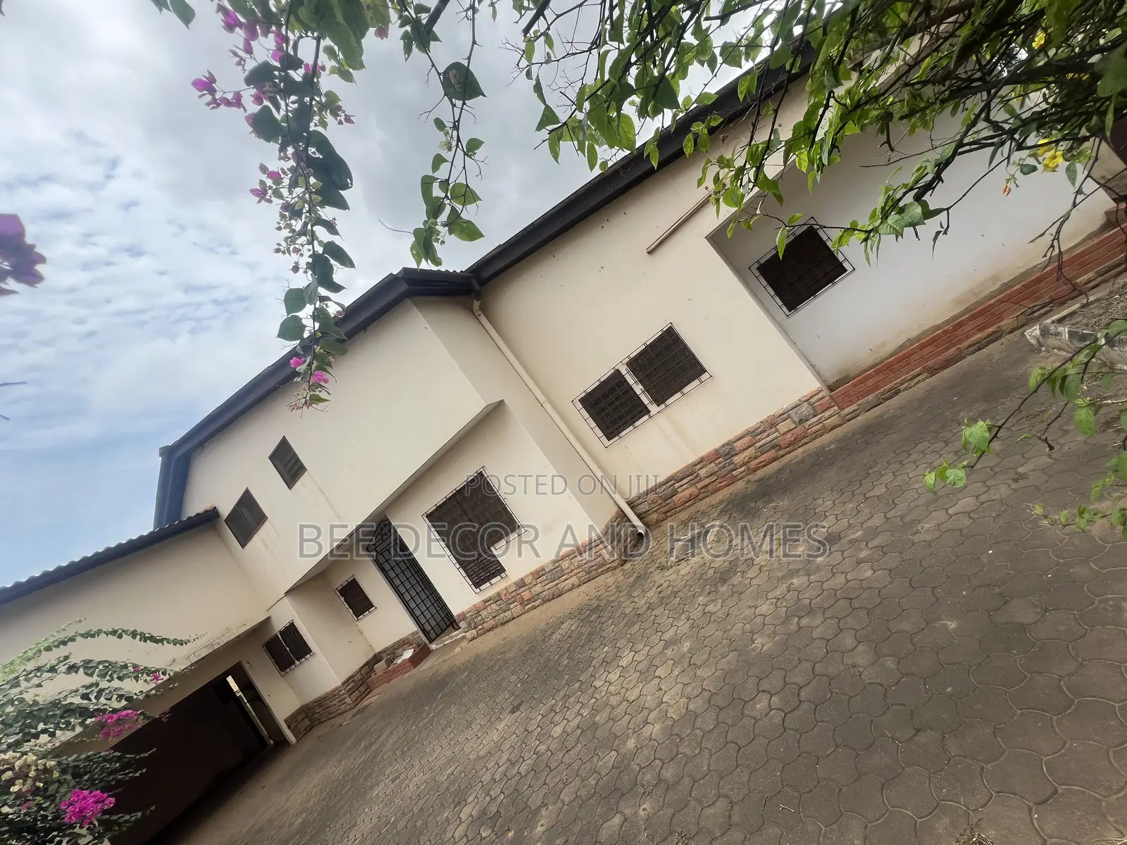 4bdrm House in Redco Flatq, Madina for sale in Madina