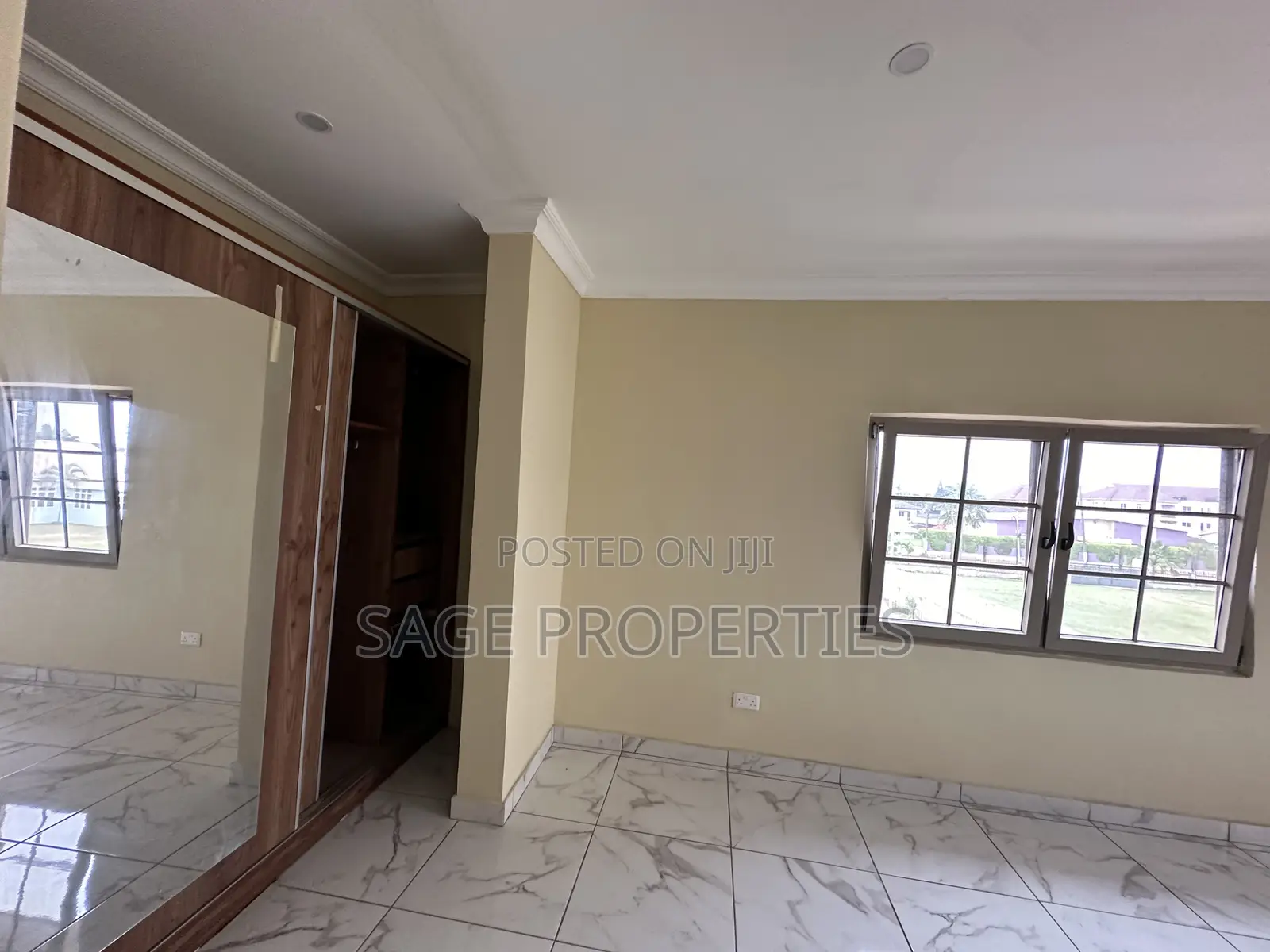 3bdrm Apartment in A&C Mall, East Legon for rent in East Legon