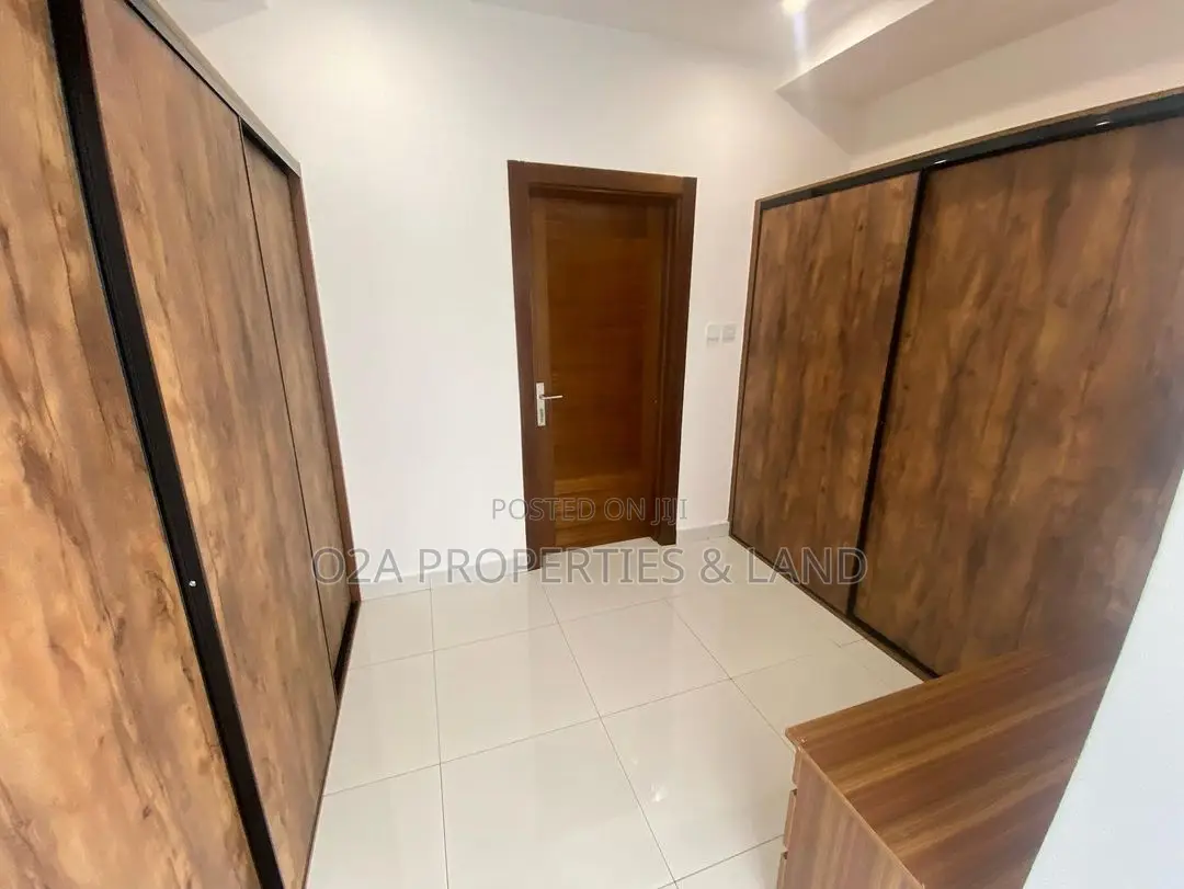3bdrm Townhouse / Terrace in East Legon, Bawaleshie for rent in Bawaleshie
