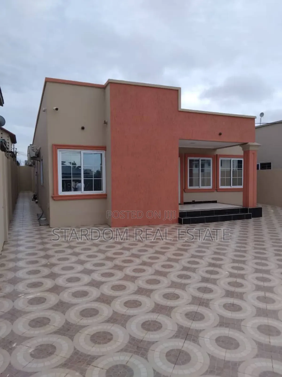 3bdrm Duplex in Spintex for rent in Spintex