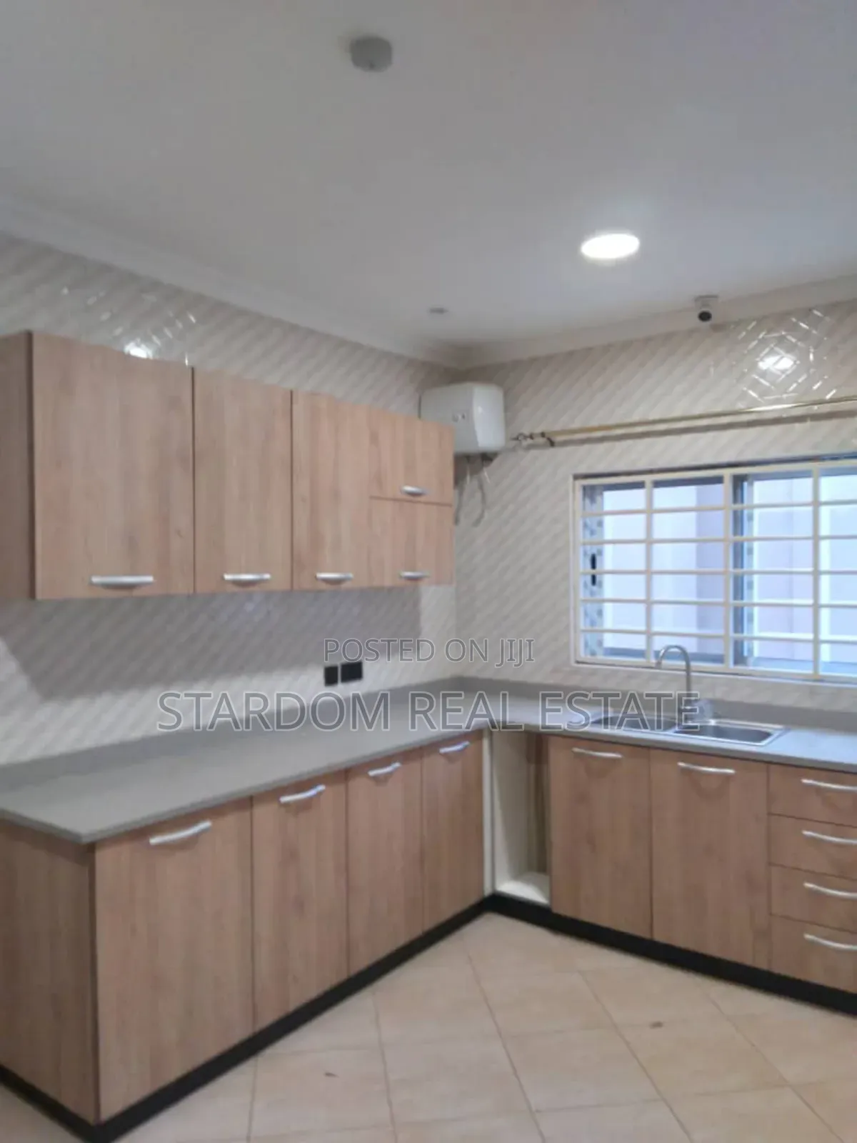 3bdrm Duplex in Spintex for rent in Spintex