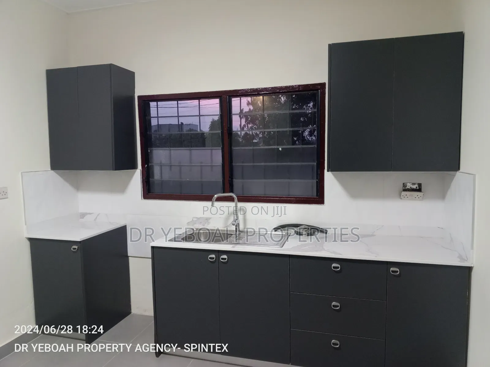 3bdrm House in Spintex:- 3 Bedrooms for rent in Spintex