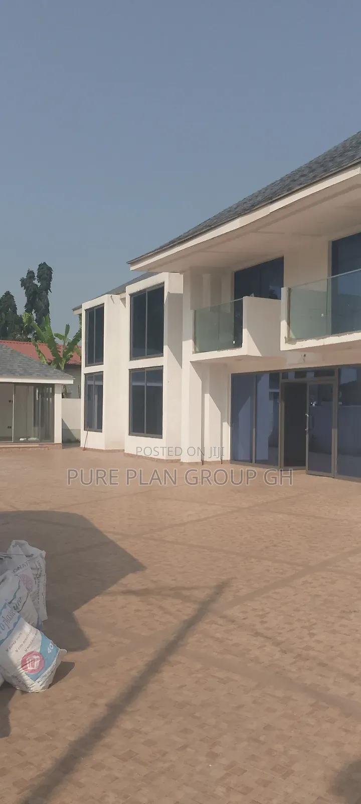 3bdrm Apartment in Dzorwulu for rent in Dzorwulu