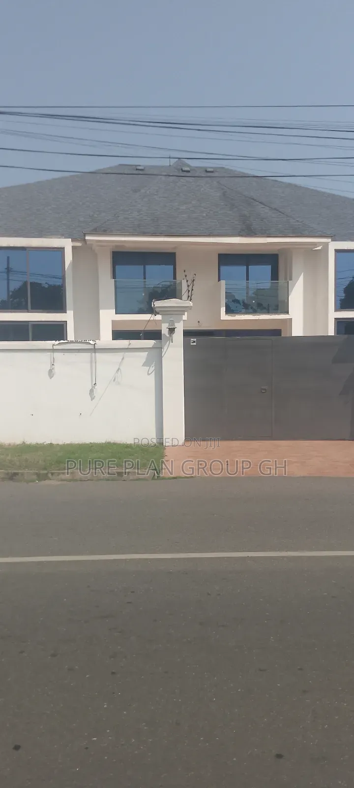 3bdrm Apartment in Dzorwulu for rent in Dzorwulu