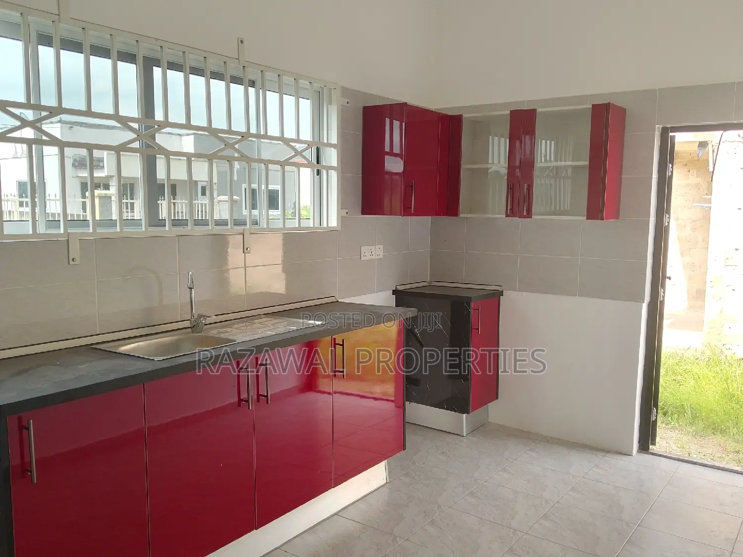 3bdrm House in Kuntunse Satellite, Accra Metropolitan for sale in Accra Metropolitan